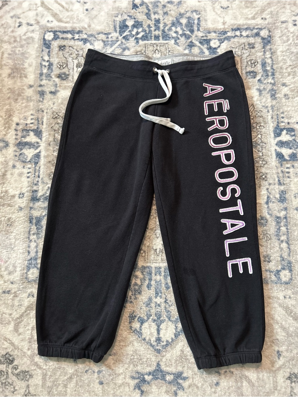 Aeropostale Black Jogger Capri Sweatpants with Side Logo